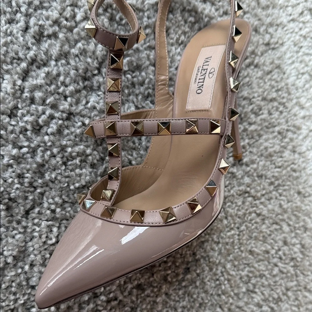 Valentino Women's Blush Patent Leather Studded Heels - Picture 13 of 13